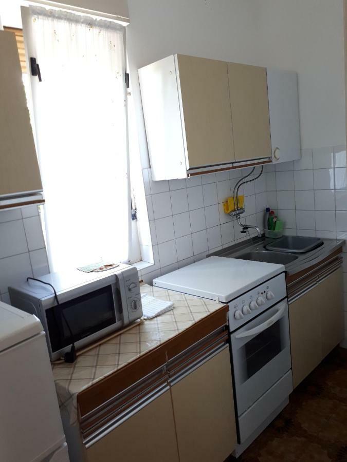 Ferienwohnung Apartman Ivan Pula Exterior foto